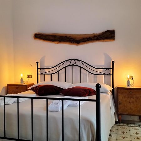 Bed and Breakfast Le Scale Di Pietra à Conversano Extérieur photo